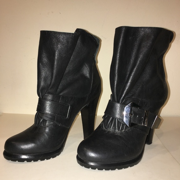 Not too coy leather booties - Picture 2 of 4